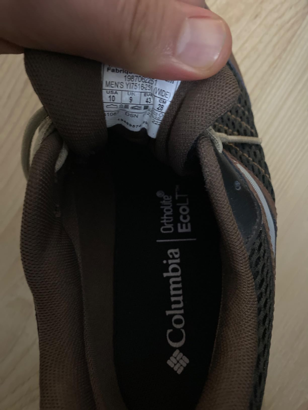 Columbia Men's Plateau Waterproof Hiking Shoes - Omni-Tech Breathable Outdoor Footwear